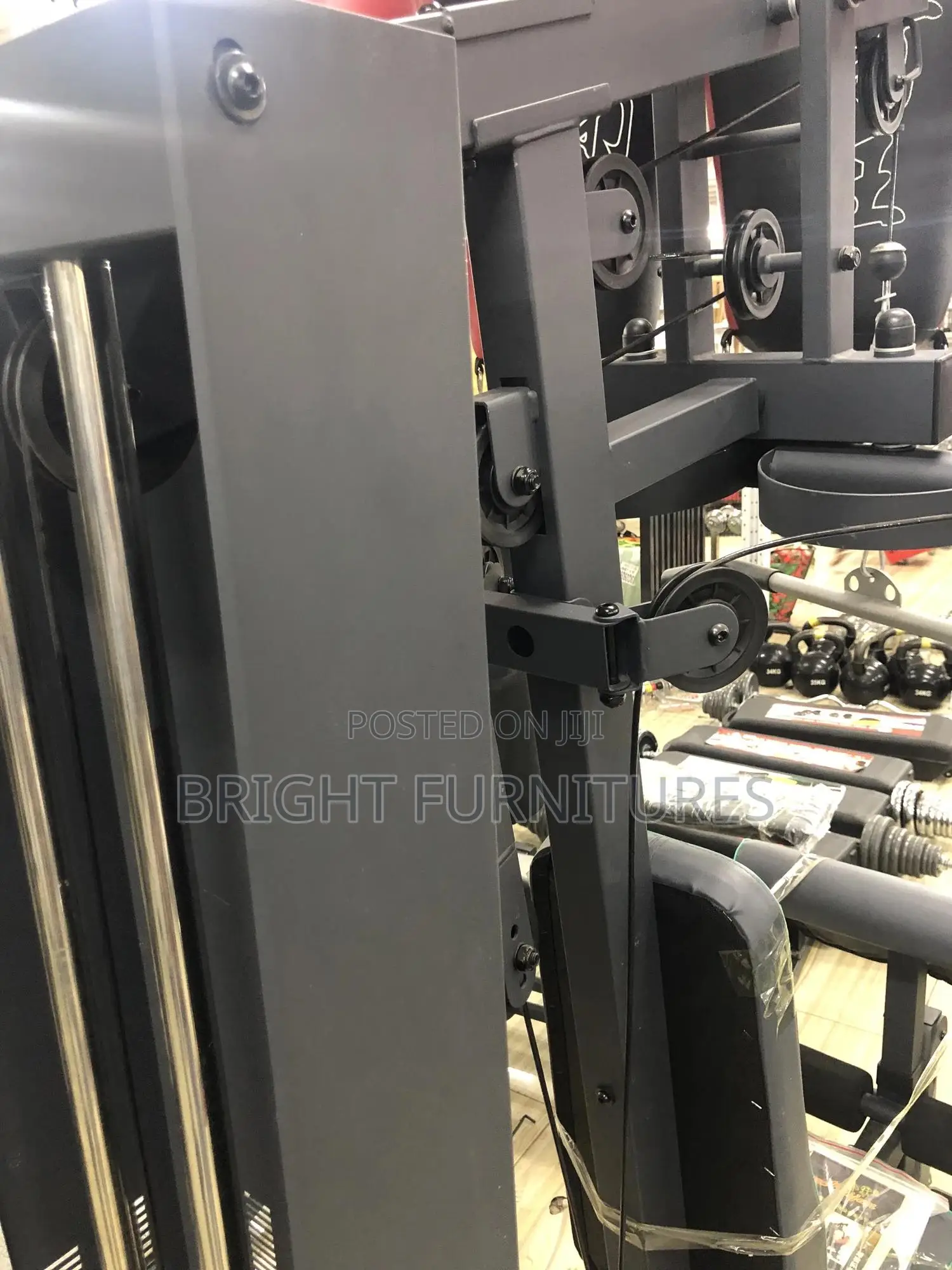 Matrix Fitness Training Machine