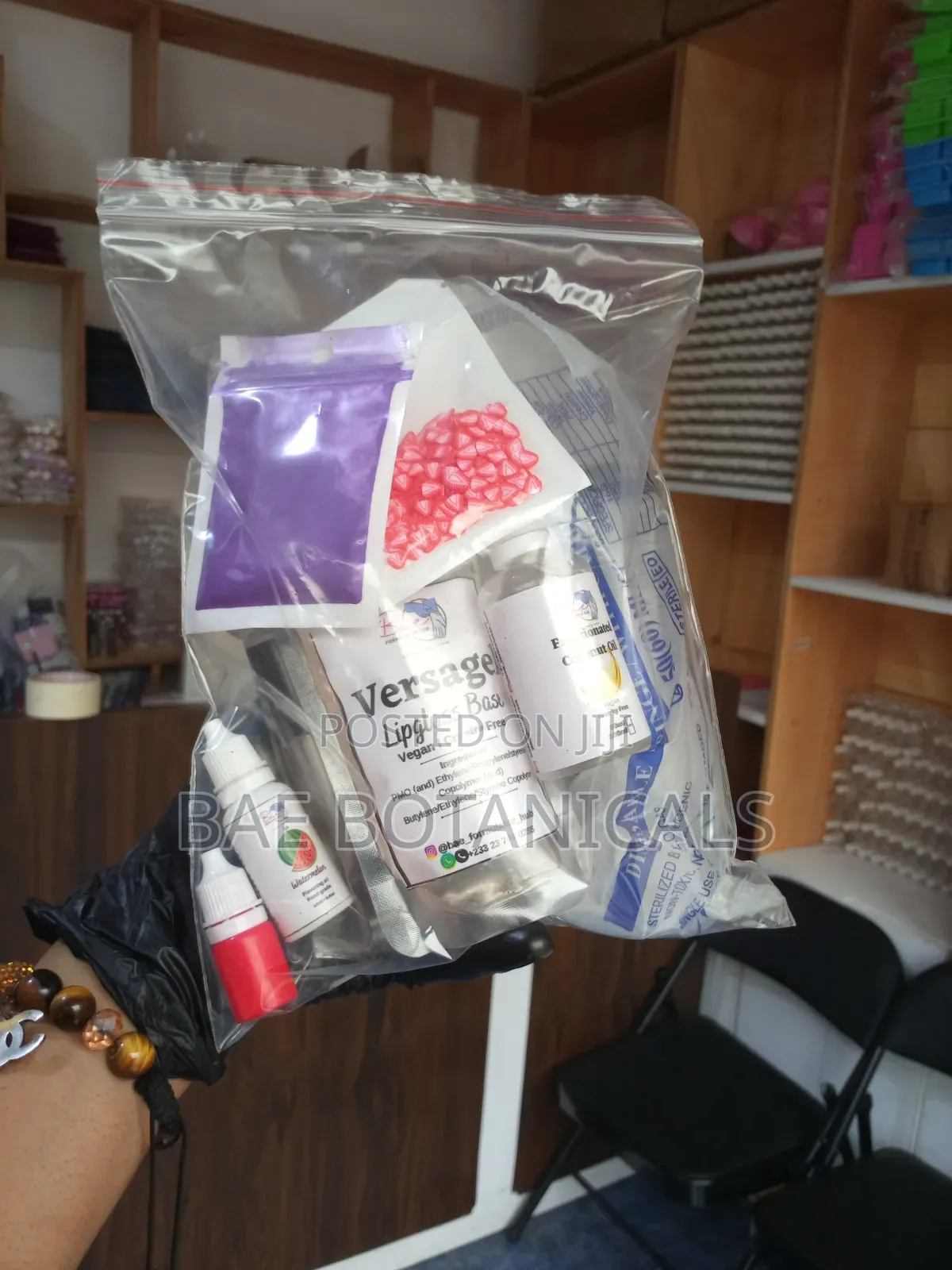 Lipgloss Starter Kit (For Beginners)