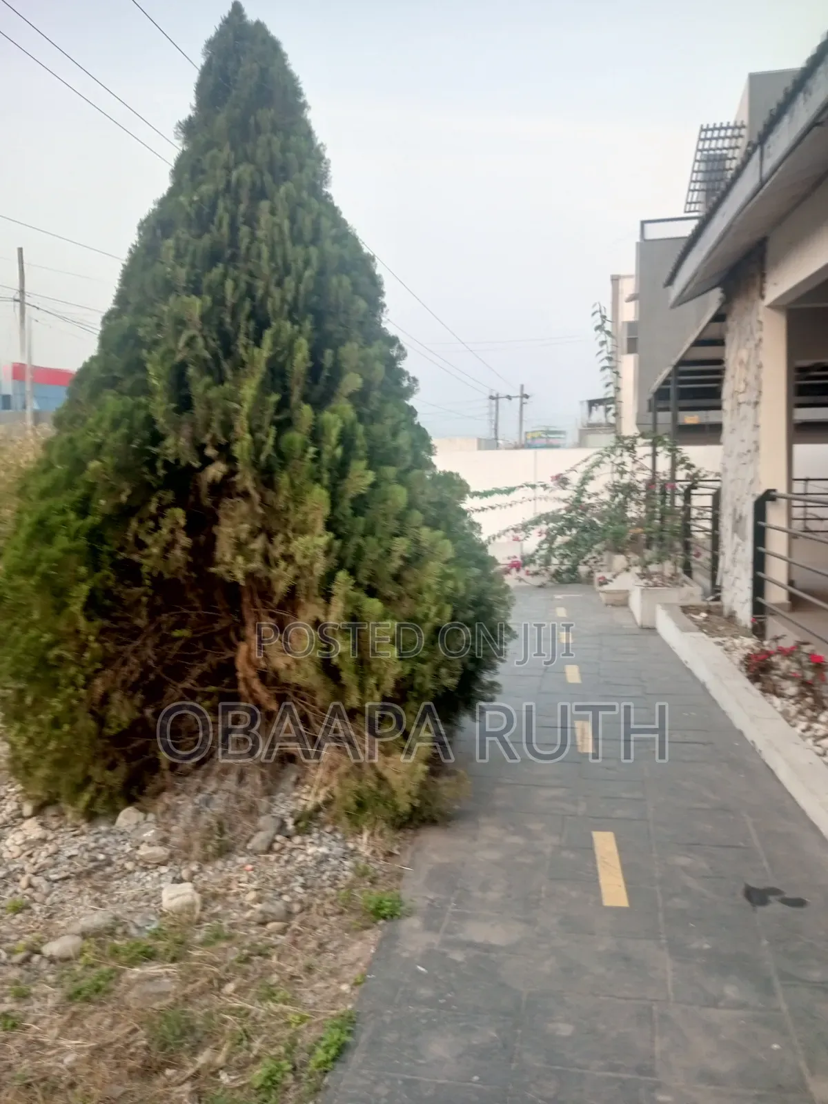 Space for Lounge for Rent at East Legon