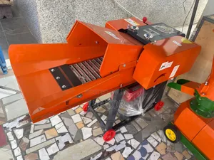 Chaff Cutter Iron Conveyor,7.5 Hp Gasoline Engine 2-3ton/Hr