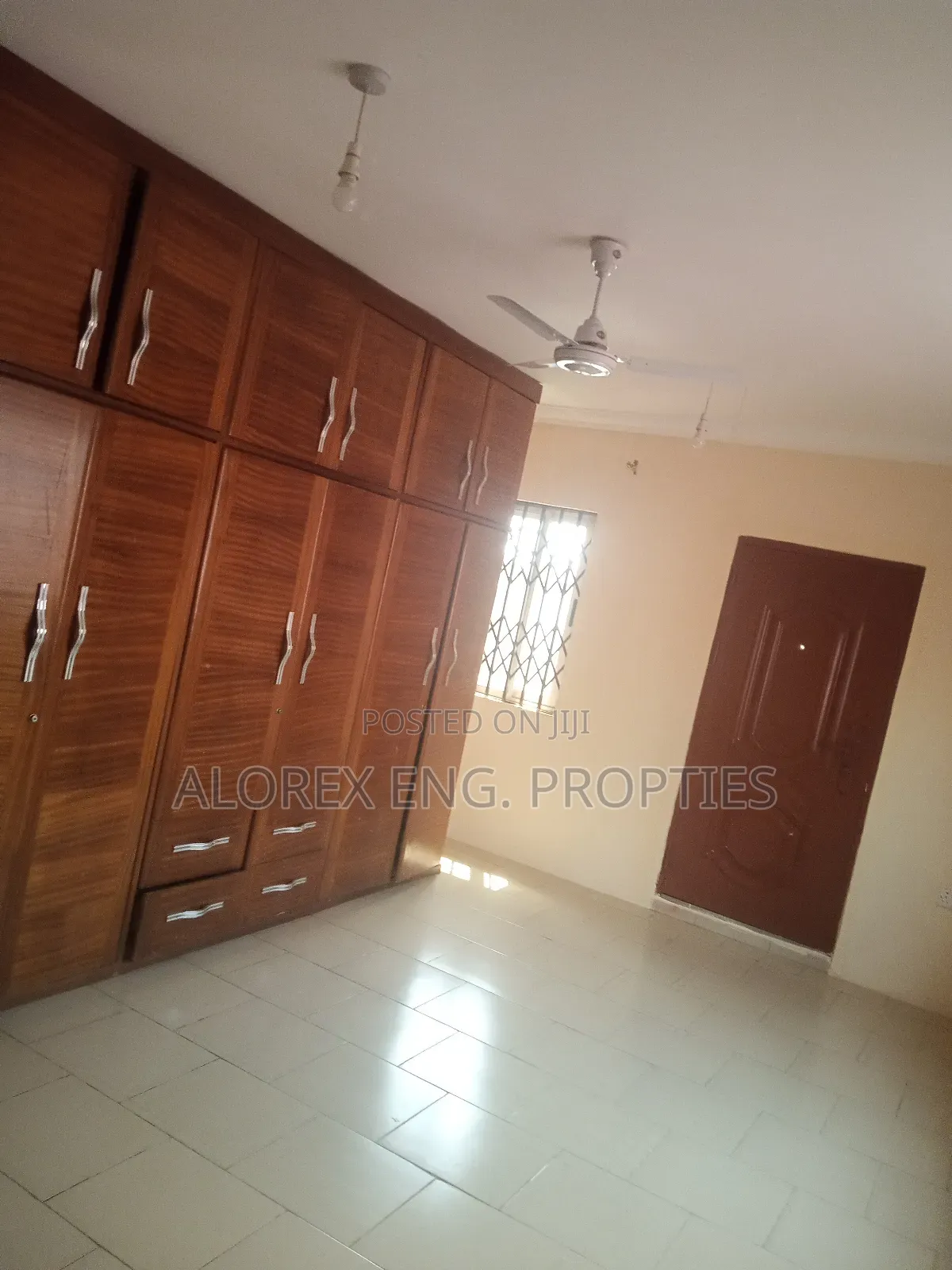 3bdrm Duplex in Teiman, Oyarifa for rent