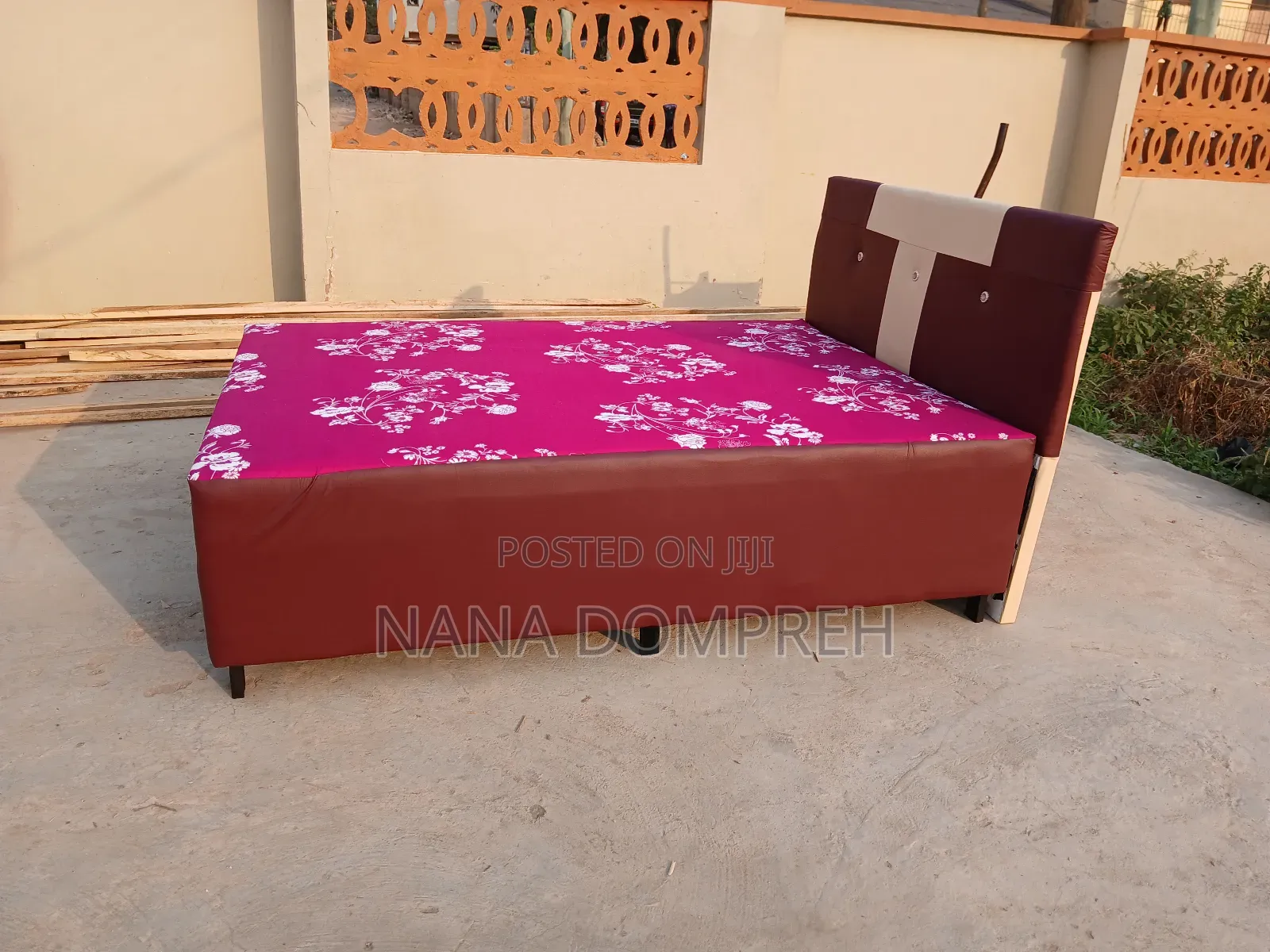 Inbuilt Double Bed