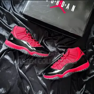 Jordan Retro 11 Mirro Black