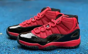 Jordan Retro 11 Mirro Black
