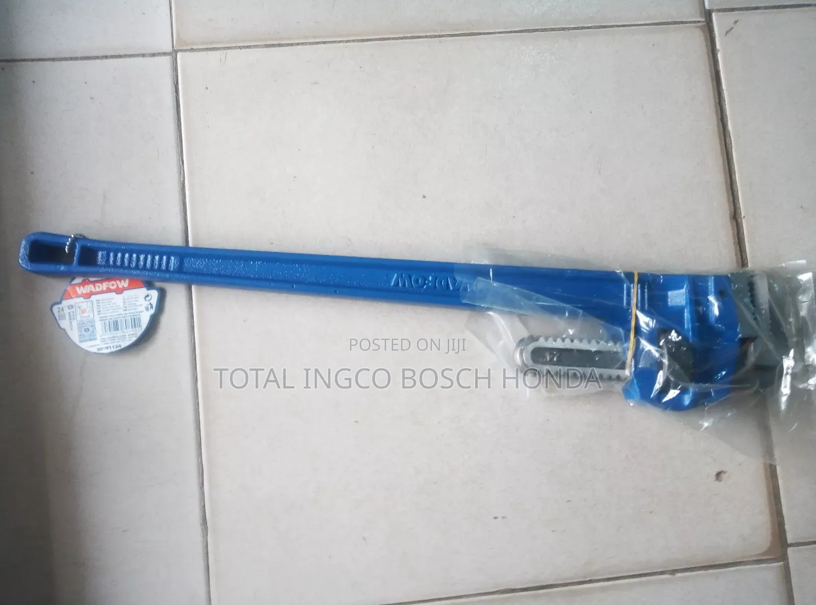 24 Inches Pipe Wrench (24")