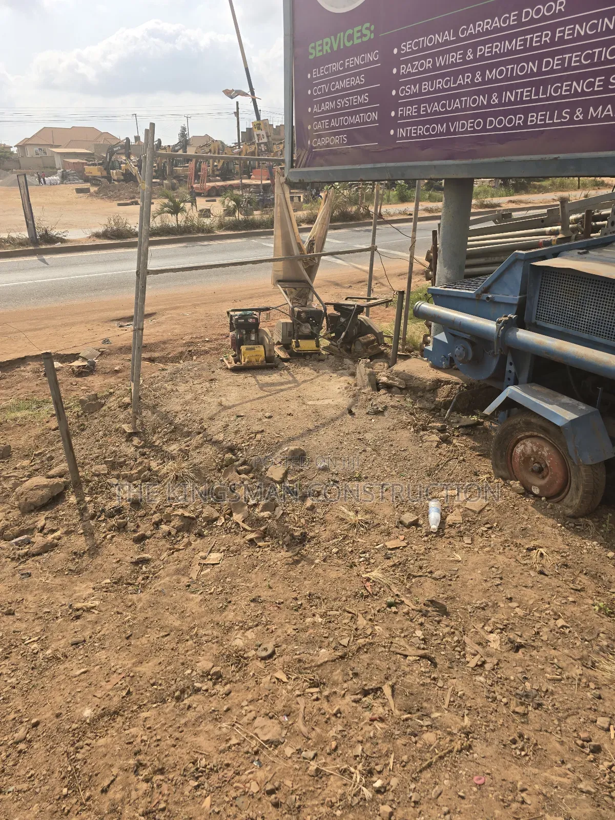 Compactor/Roller/Backhoe Loader