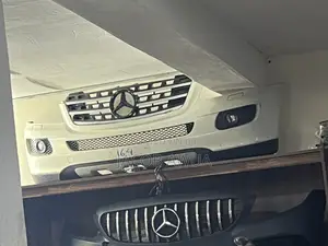 Mercedes-Benz ML320 2007 Front Bumper