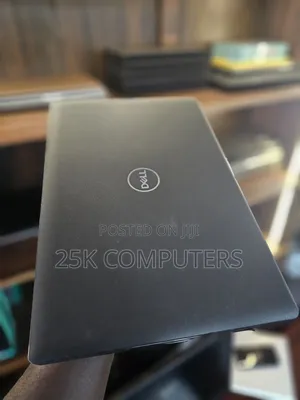 Laptop Dell Latitude 3520 16GB Intel Core I7 SSD 256GB