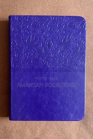 Holman NKJV Compact Ultrathin Bible (Small)