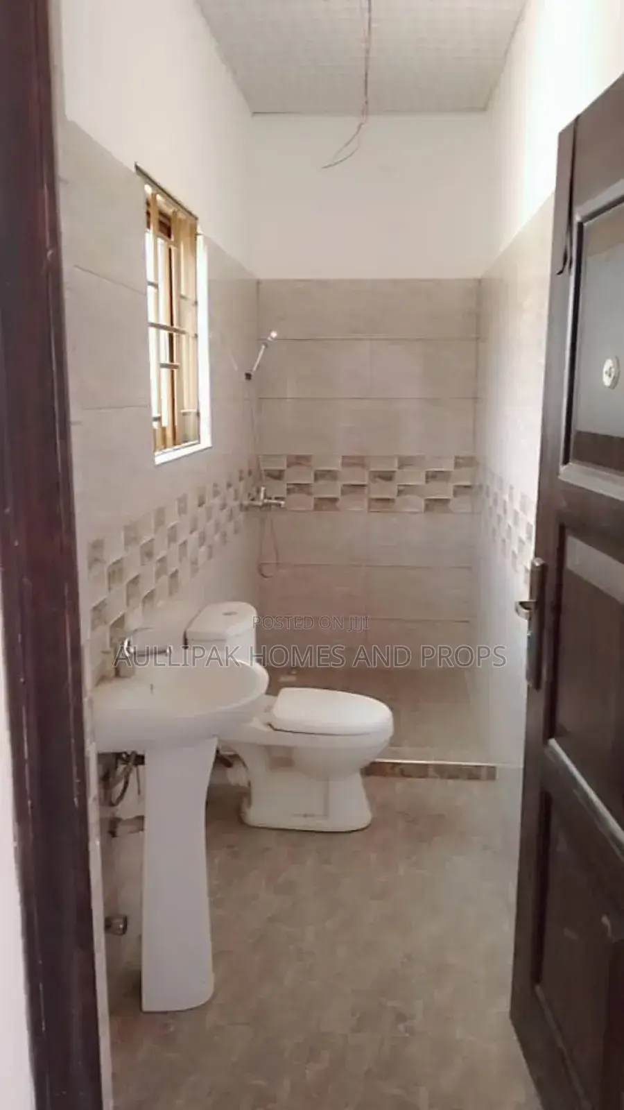 1bdrm Apartment in Lakeside for rent