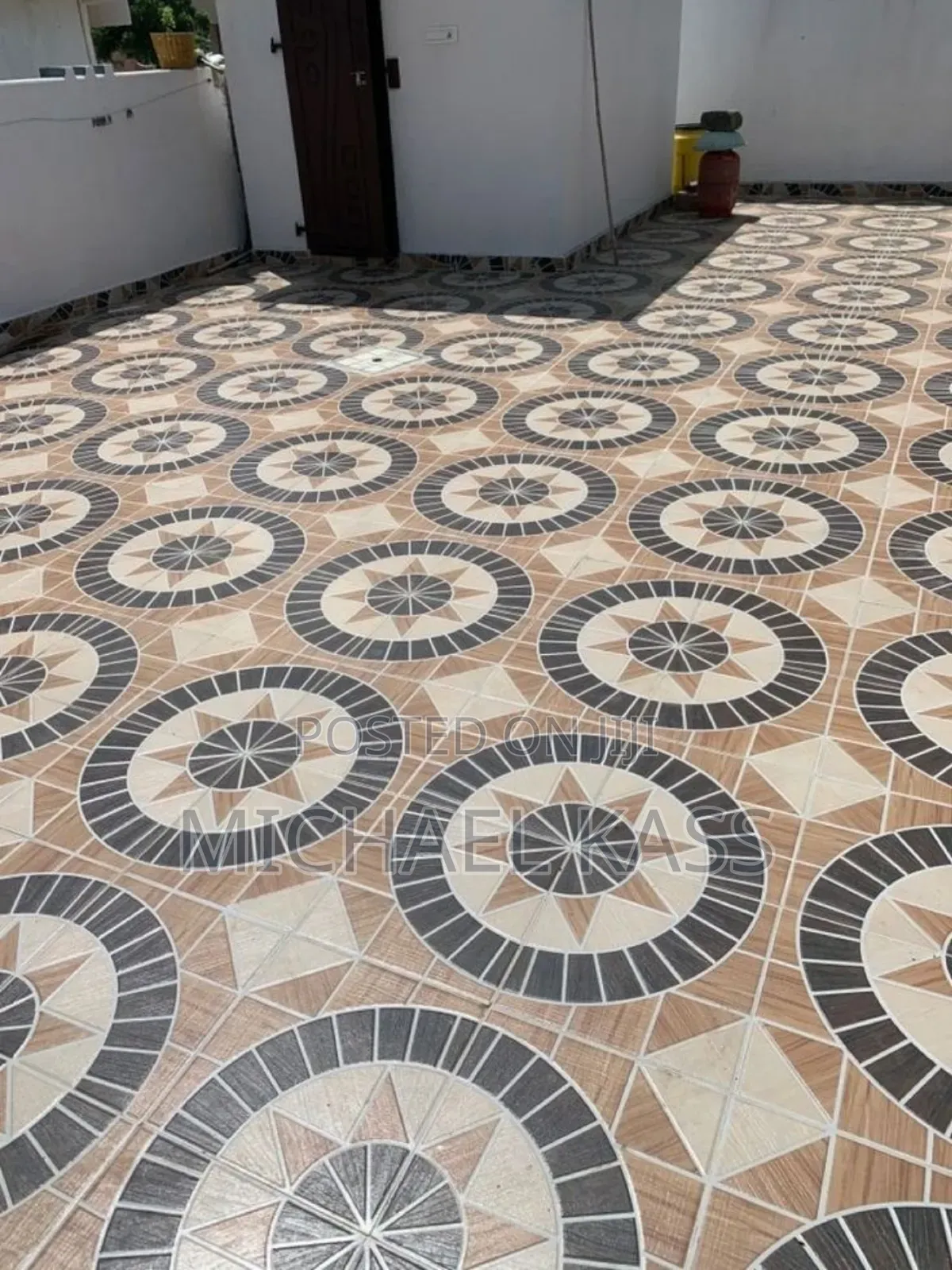 Good Tiling Work All Disings Available