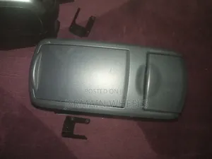 Toyota Vitz or Toyota Yaris Arm Rest for All Model Type.