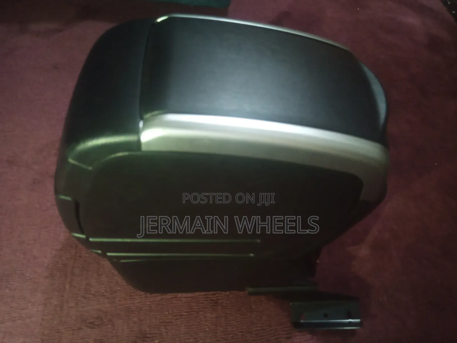 Toyota Vitz or Toyota Yaris Arm Rest for All Model Type.
