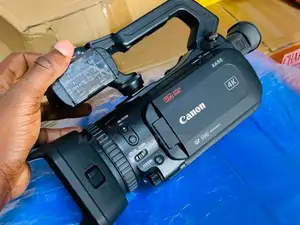 Canon Xa55 Power, Uncompromised Mobility