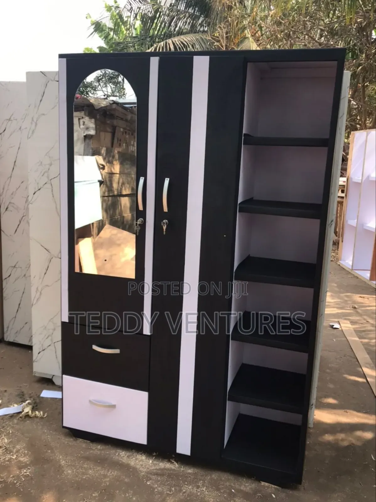 Quality2in1 Wardrobe Nshoerack Combo(Payment After Delivery)