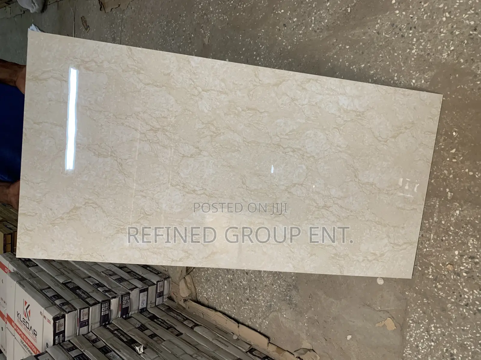 60/120cm Tiles.
