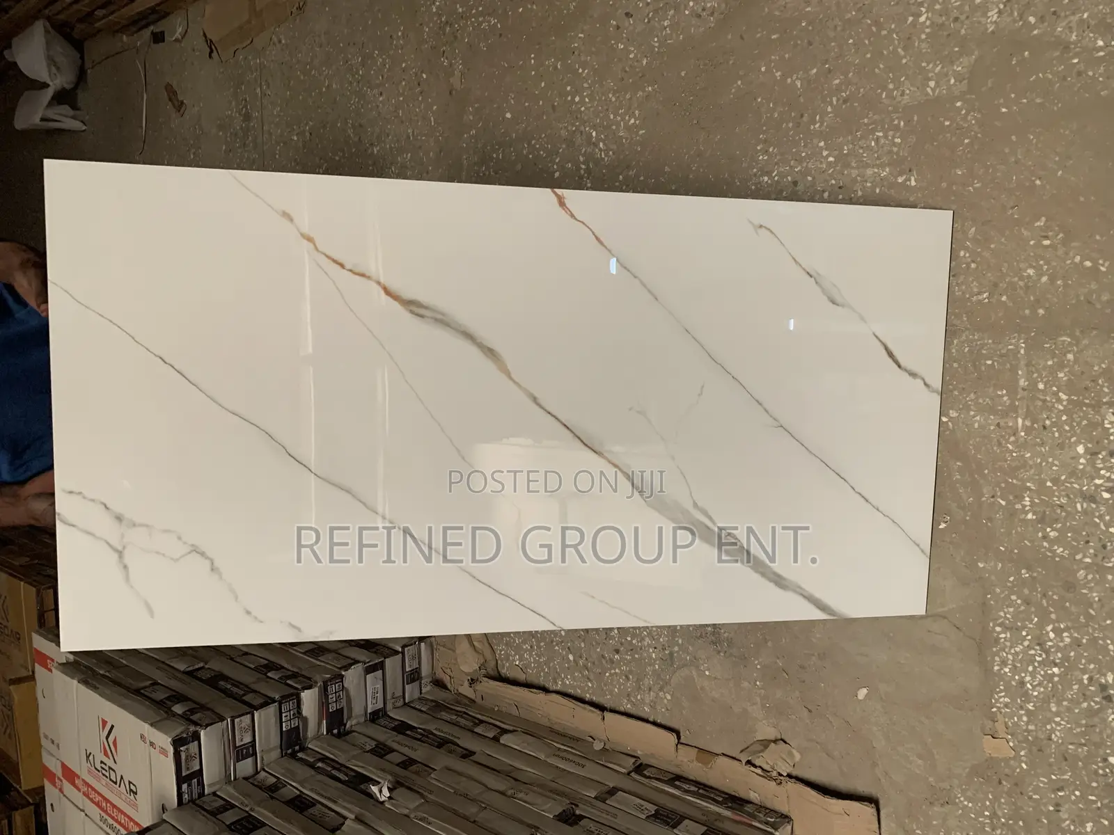 60/120cm Tiles.