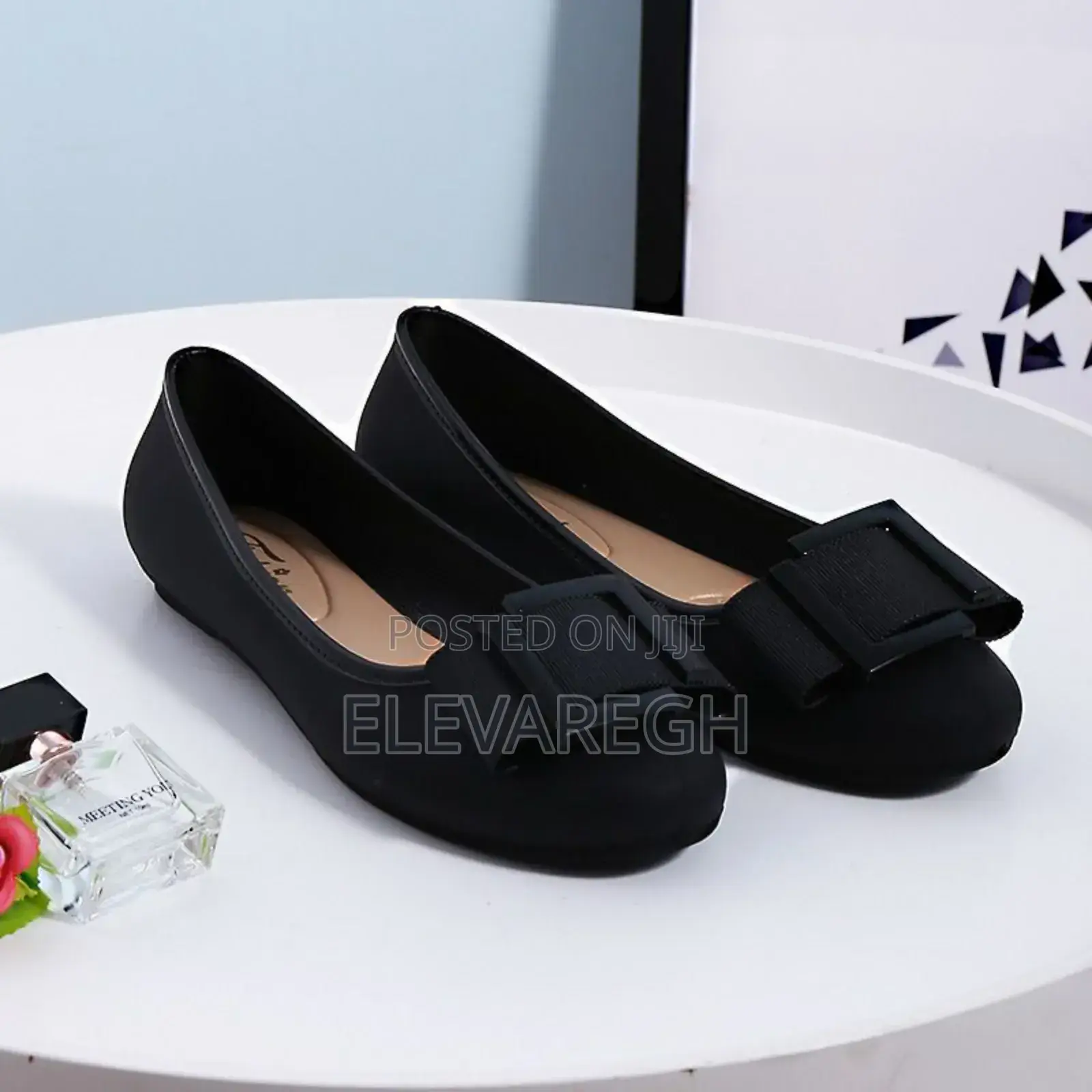 Ladies Casual Flat Shoes( Only Size 40 Black)