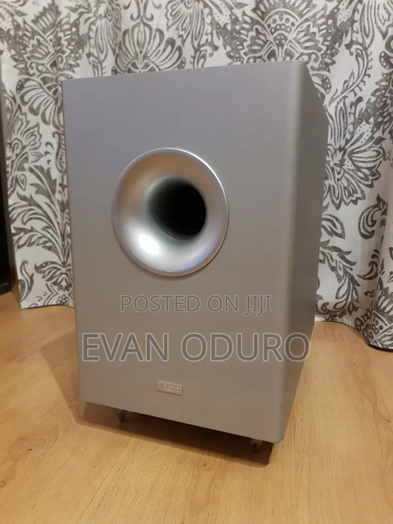 Powerful Magnat Active Bass Subwoofer Wit Digital Amplifier