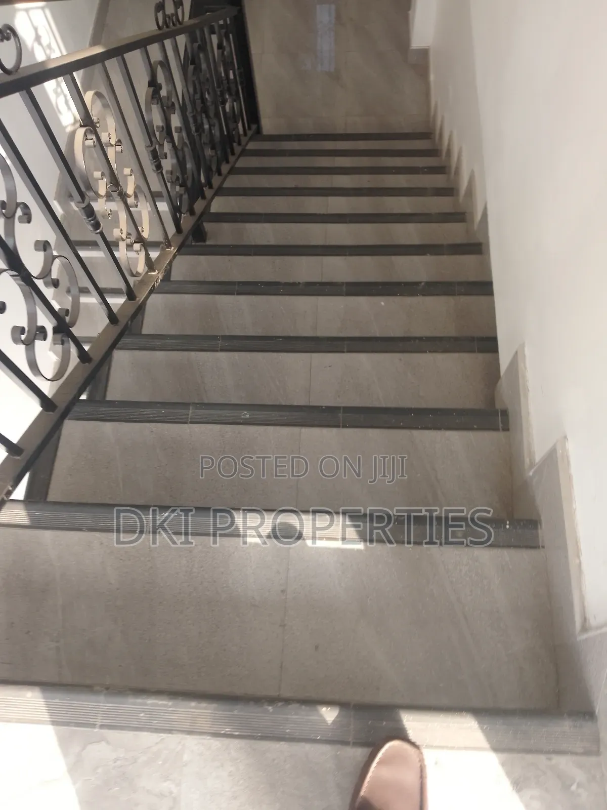 1bdrm Apartment in Dki Properties, American House for rent