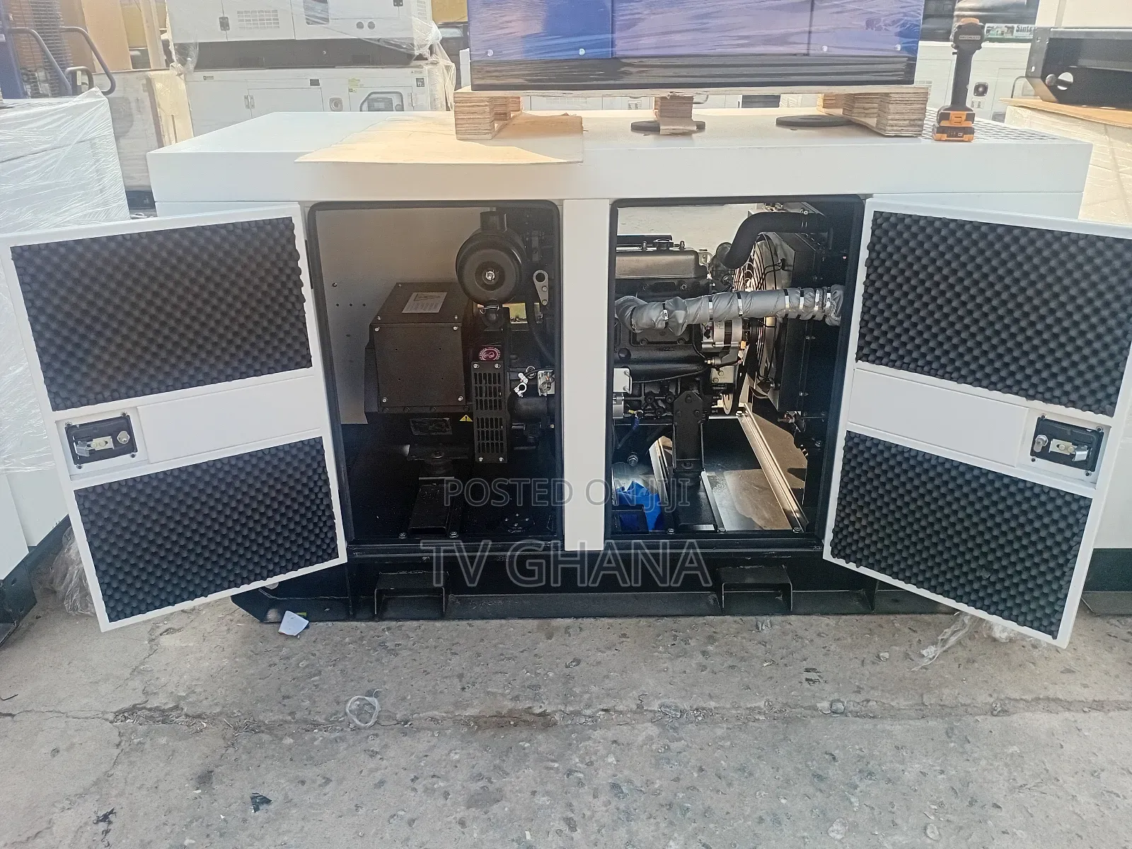Complete Engine Generator 22kva Diesel Generator 3phase Best