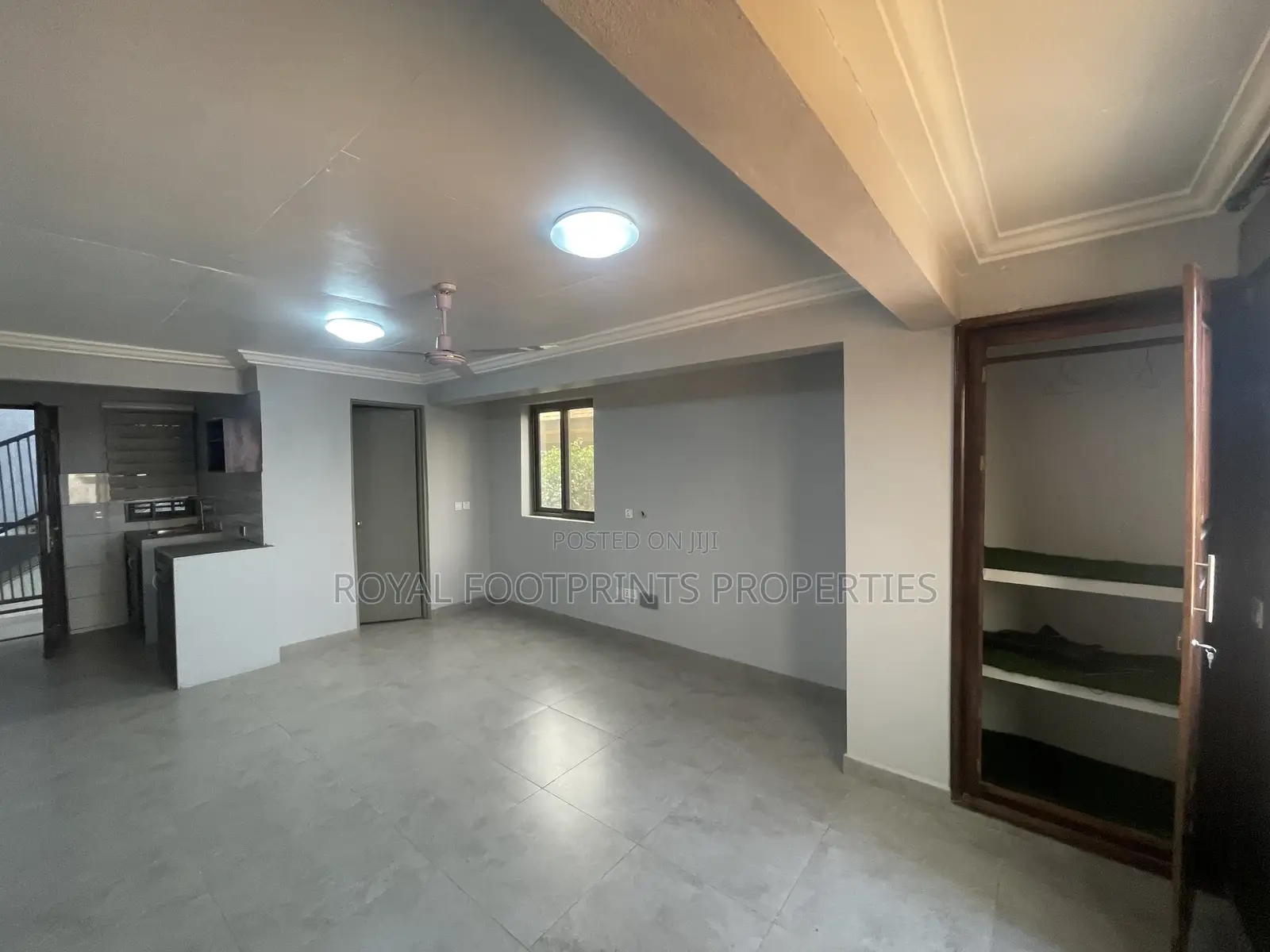 1bdrm Apartment in Royal Footprints, Lake Side Estate for rent
