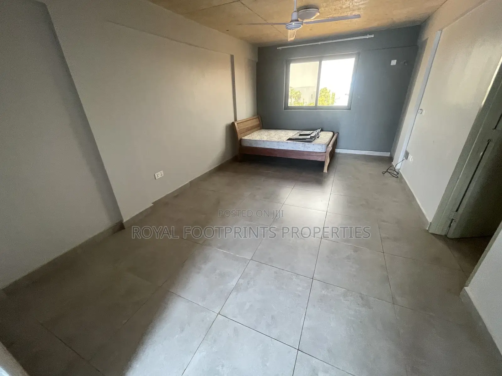1bdrm Apartment in Royal Footprints, Lake Side Estate for rent