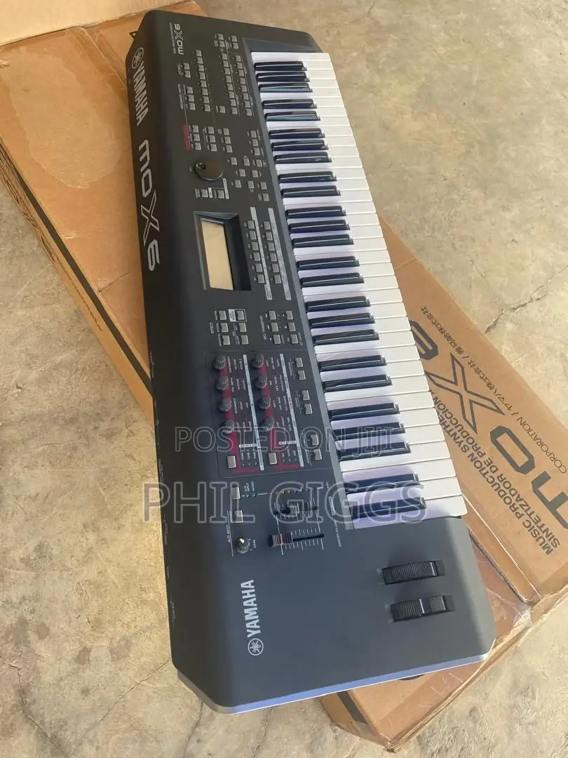 Yamaha Moxf 6