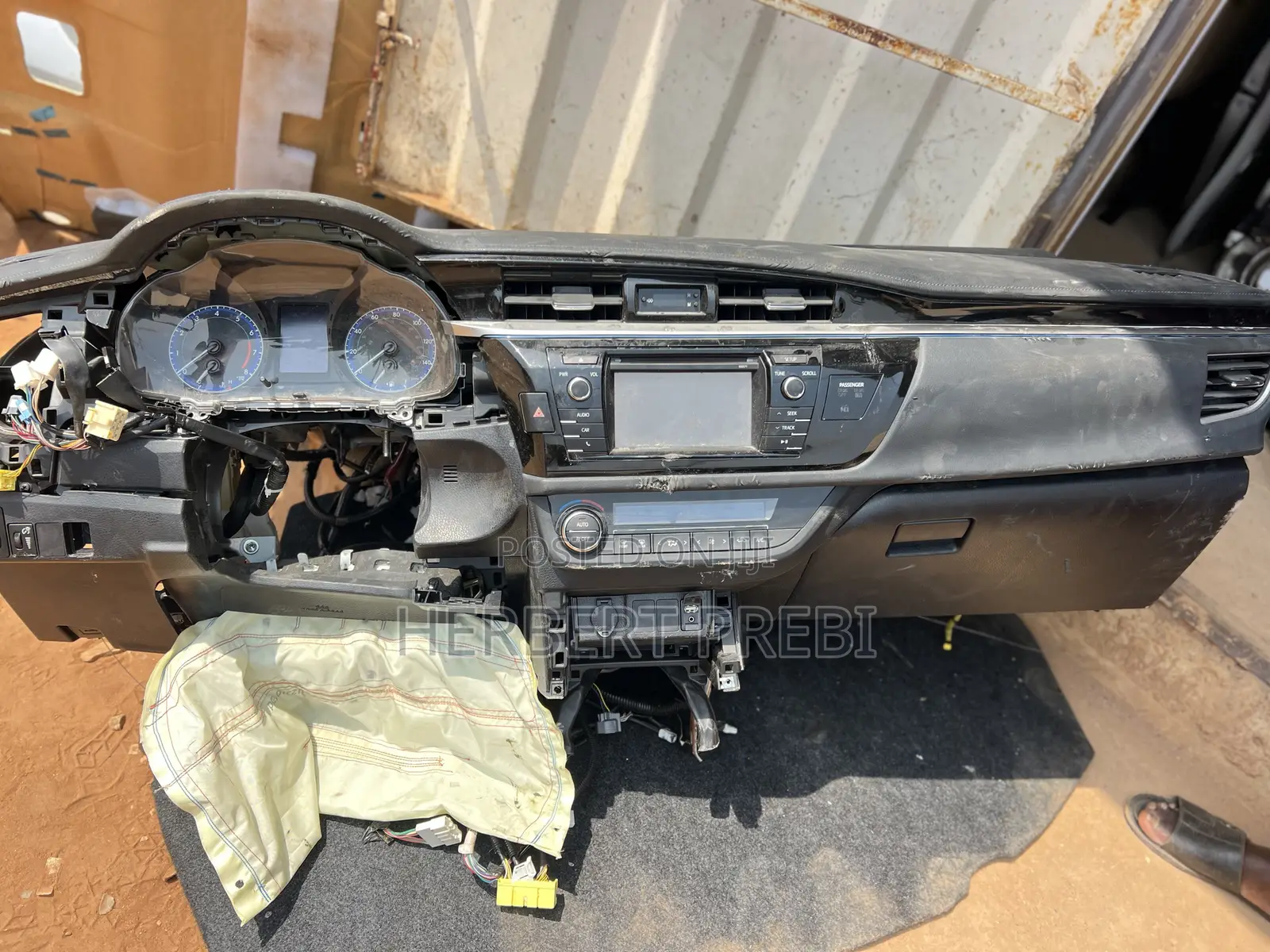 2014-16 Corolla S Dashboard