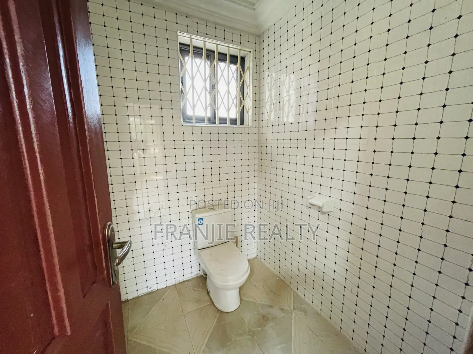 3bdrm Apartment in Weija for rent