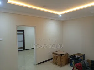 3bdrm Apartment in Legacy Solid Real, New Town for rent