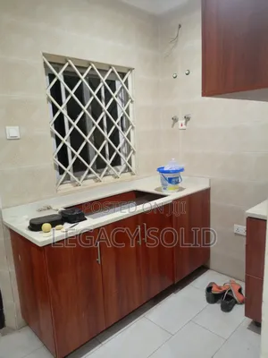 3bdrm Apartment in Legacy Solid Real, New Town for rent