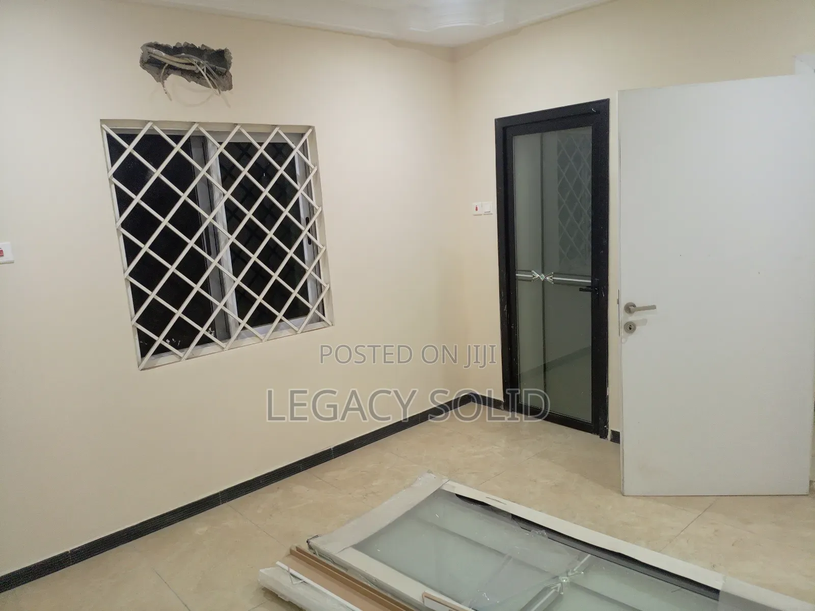 3bdrm Apartment in Legacy Solid Real, New Town for rent