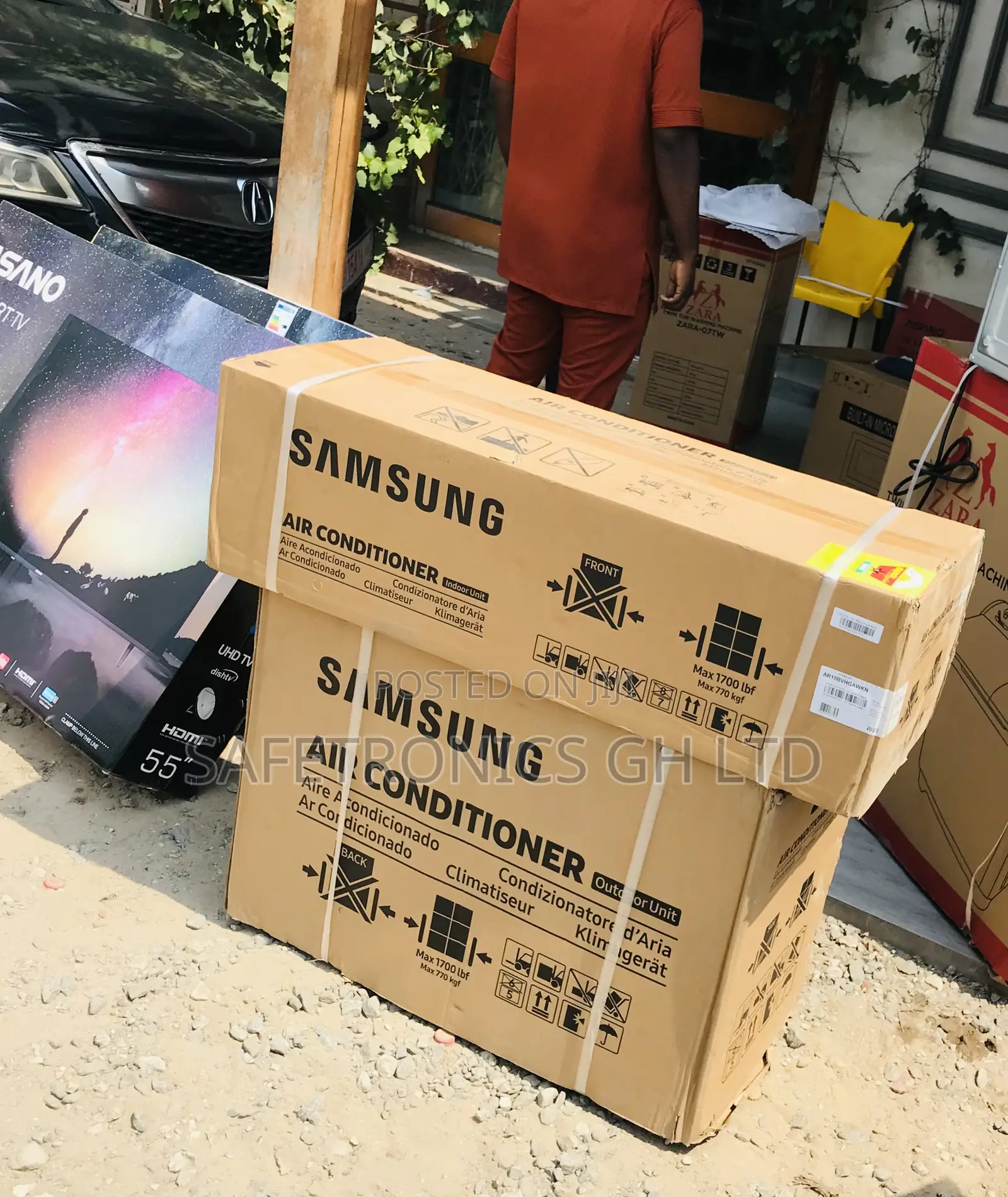 Adjustable Samsung Split Gas 2.5 Horsepower AC
