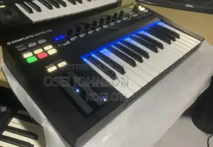 Komplete Kontrol S25