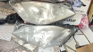Benz S 550 Headlight