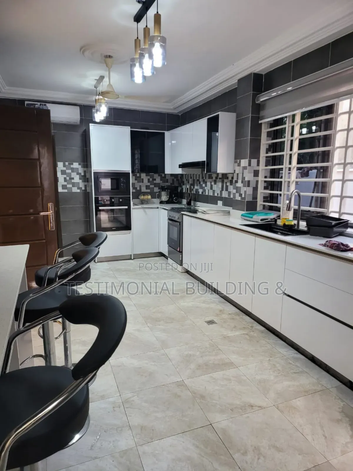Furnished 5bdrm House in Testimonial Building, American House for rent