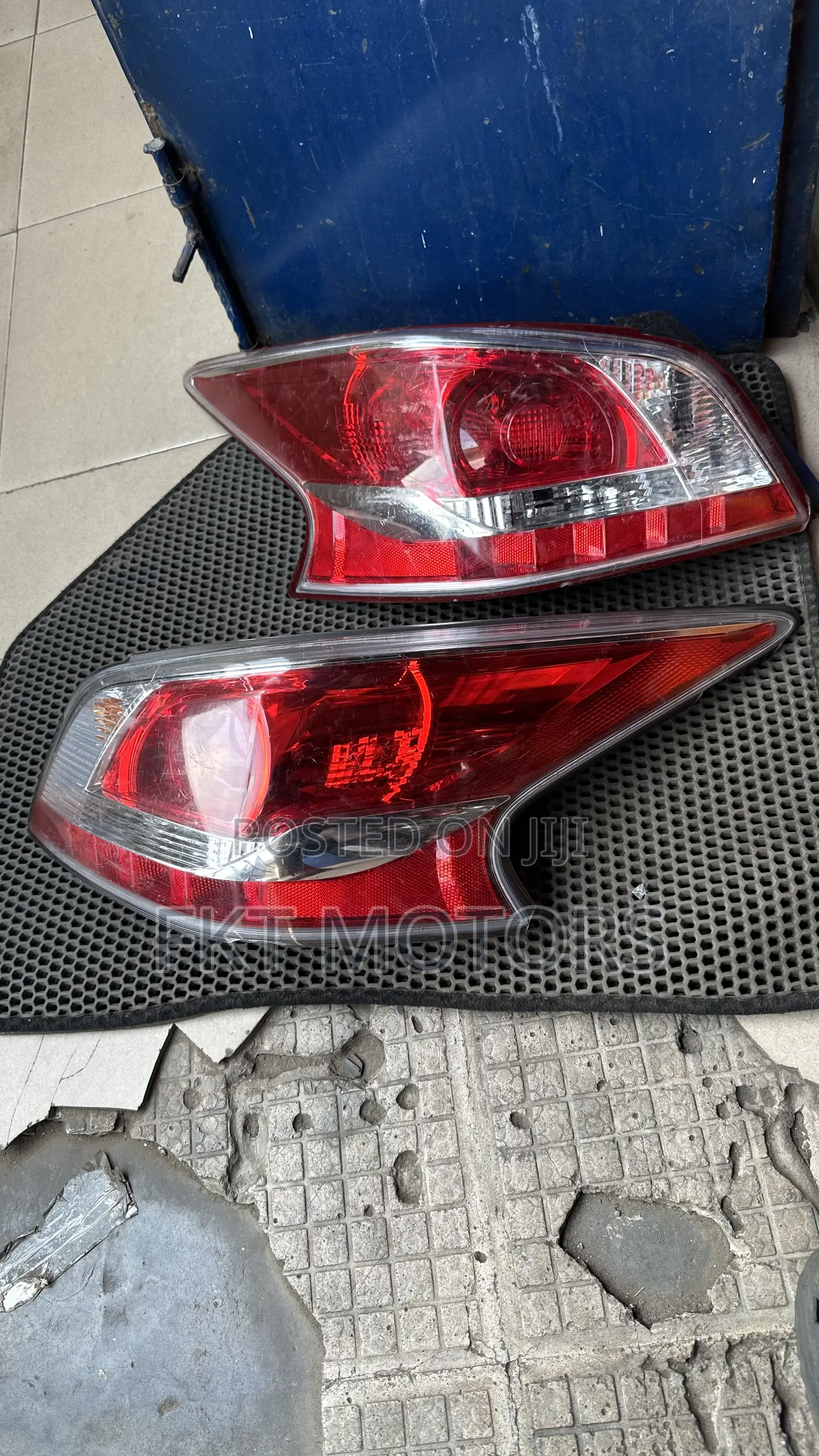 Nissan Altima Taillight 2012,2013,2014,2015,2016