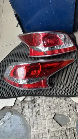 Nissan Altima Taillight 2012,2013,2014,2015,2016