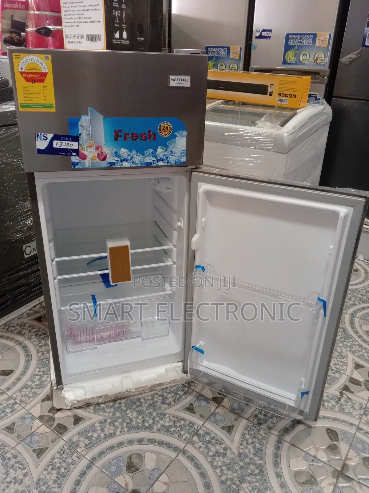 Westpool Fridge/Freezer Fridge/Freezer 112L Double Door