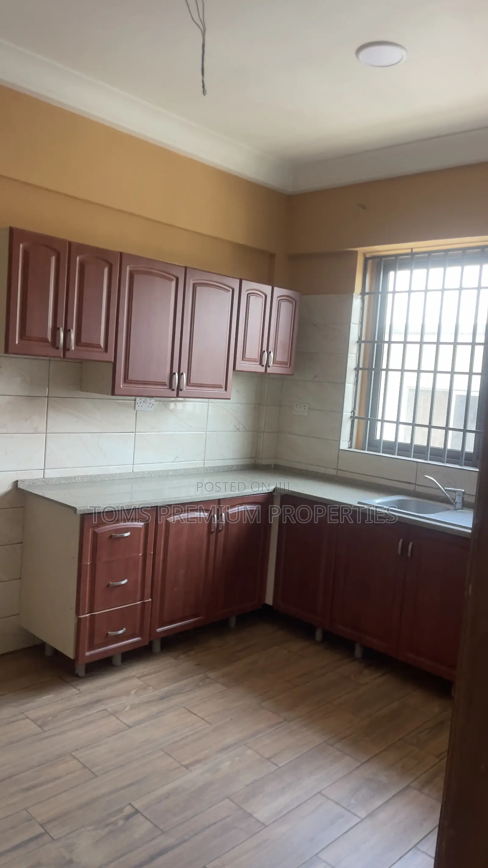 2bdrm Apartment in Botwe School for rent
