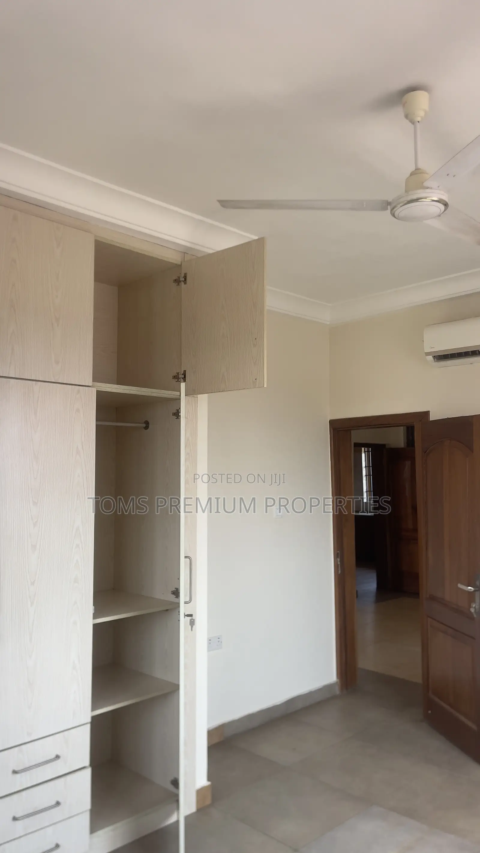 2bdrm Apartment in Botwe School for rent