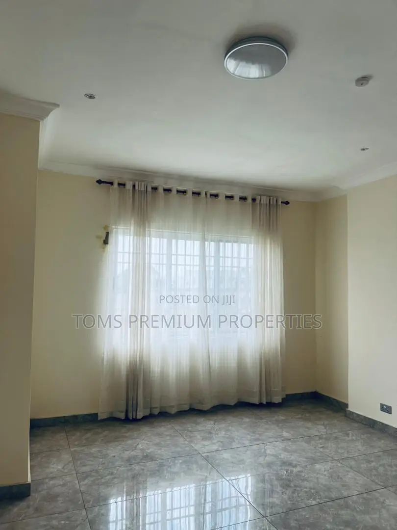 3bdrm House in Richfield, Ashaley Botwe for rent