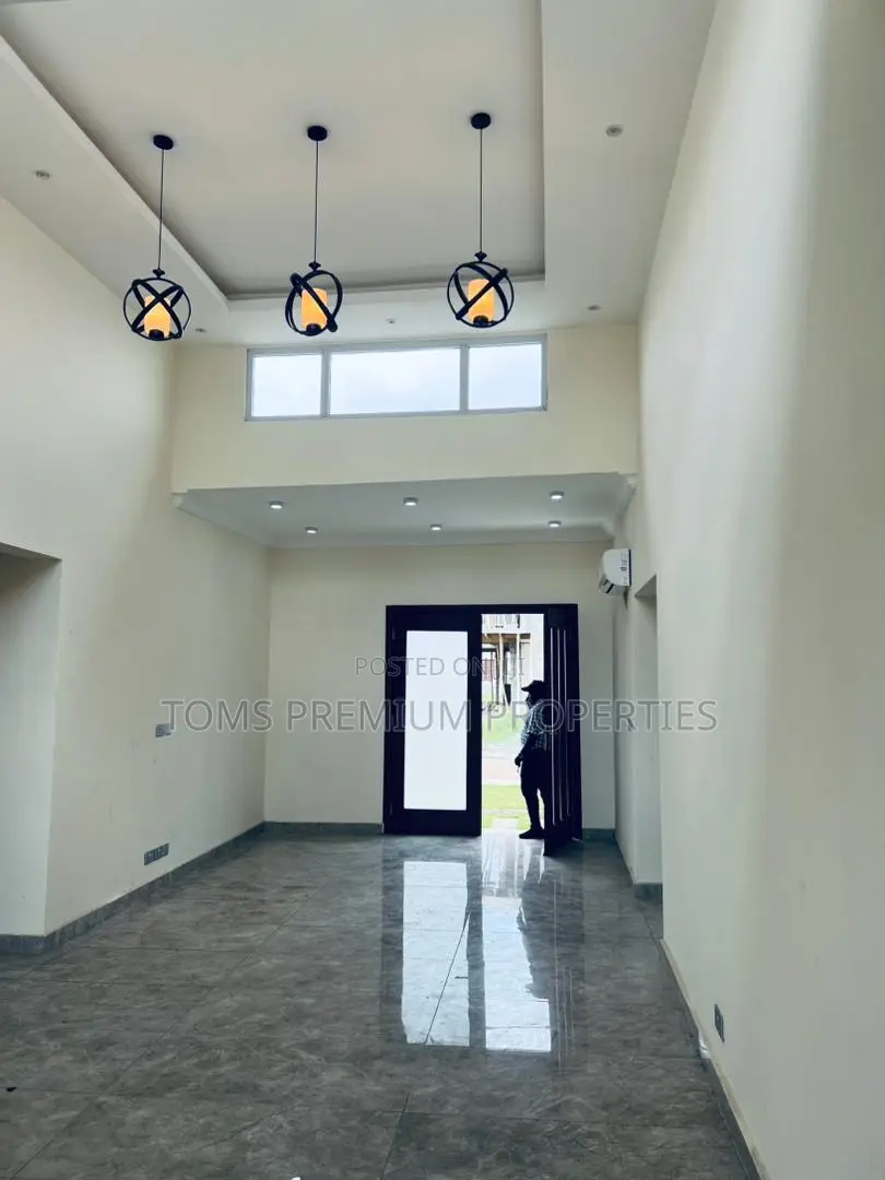 3bdrm House in Richfield, Ashaley Botwe for rent