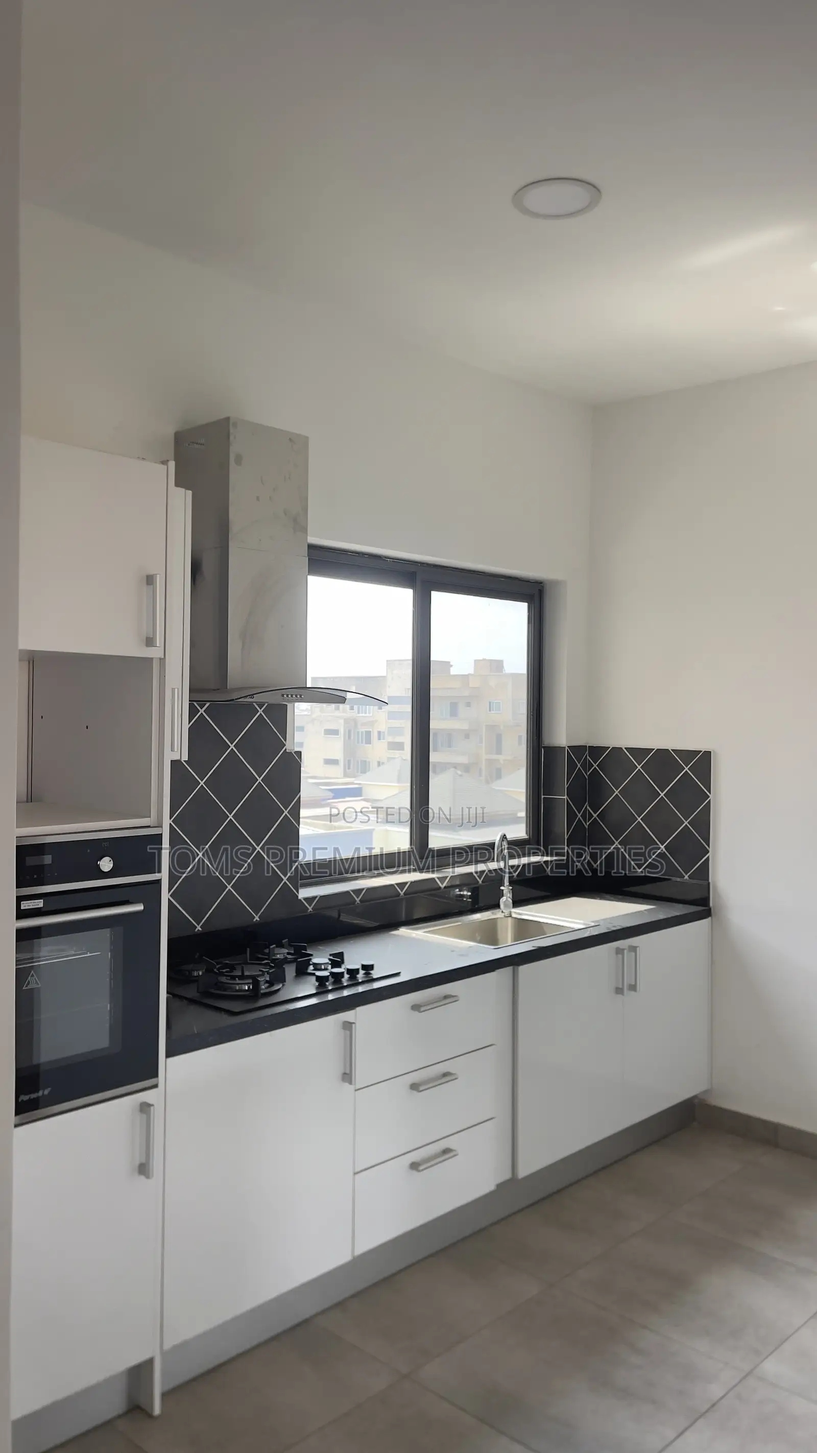 2bdrm Duplex in Cpl, Ashaley Botwe for rent