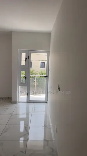 2bdrm Duplex in Cpl, Ashaley Botwe for rent