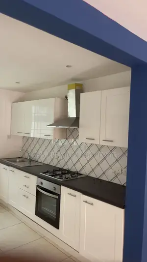 2bdrm Duplex in Cpl, Ashaley Botwe for rent