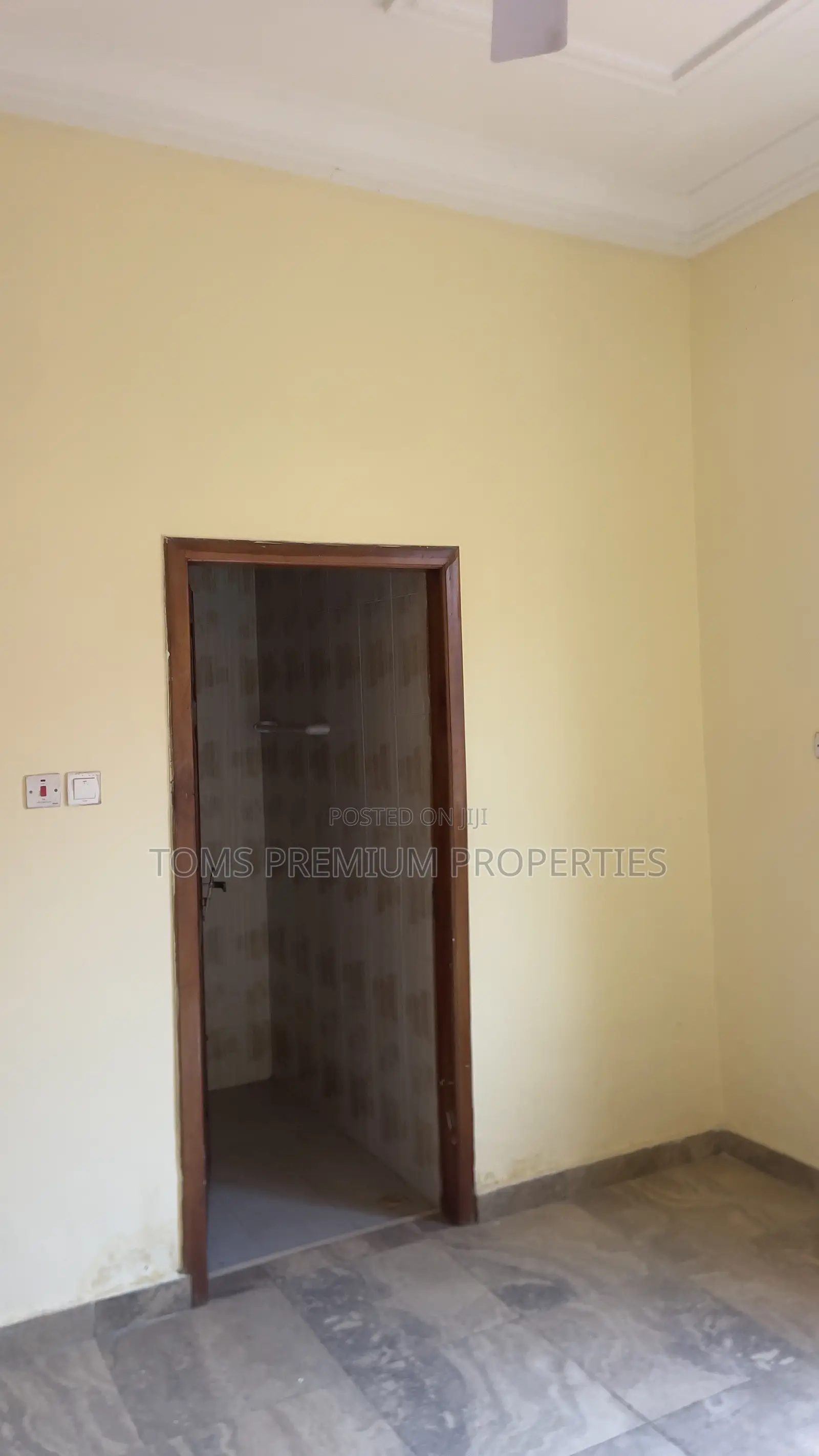 3bdrm House in East Legon for rent