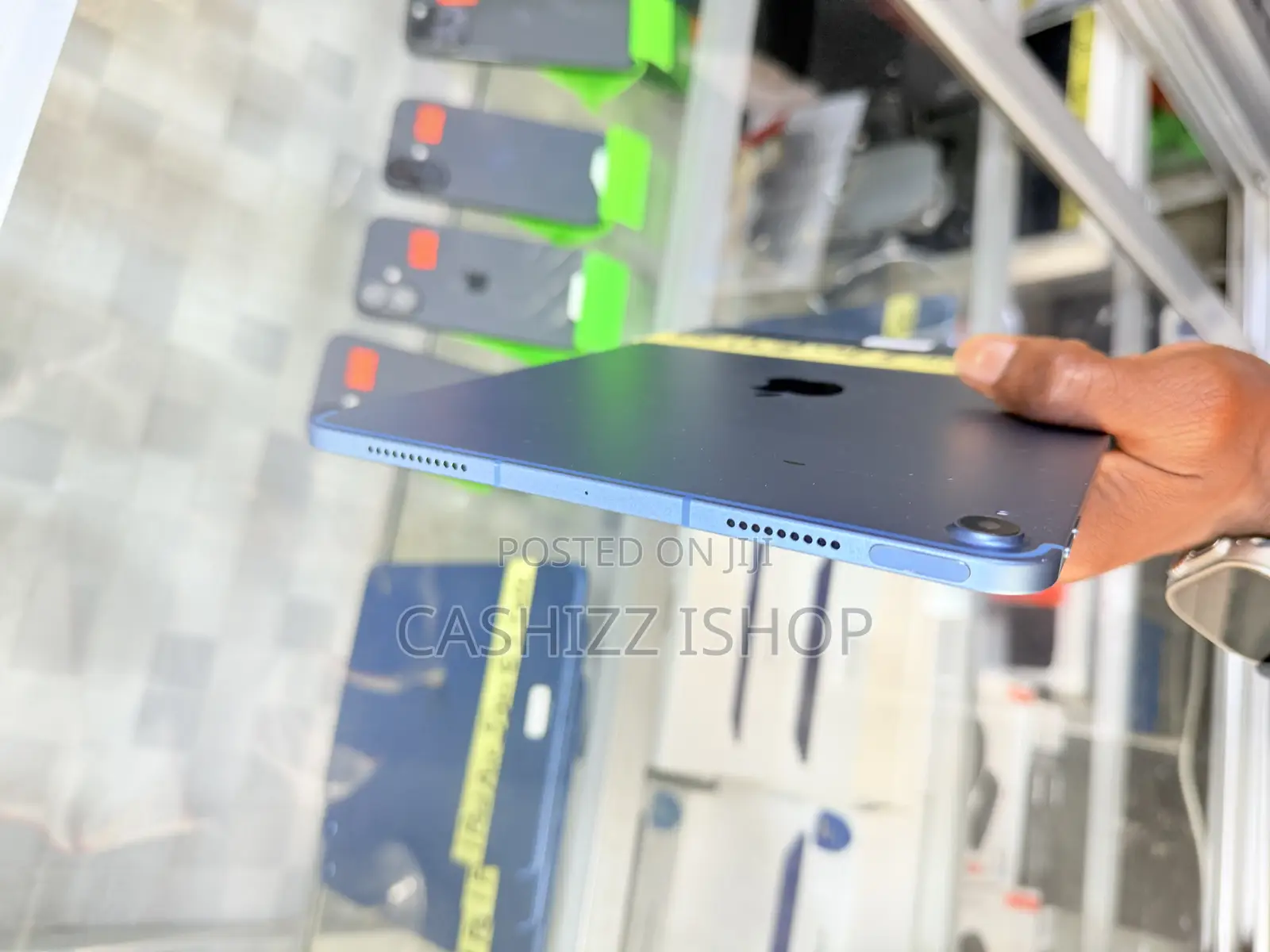 New Apple iPad Air (2022) 64 GB Blue
