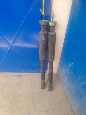 Toyota Echo Or Yaris 2006 Back Shocks Absorbers